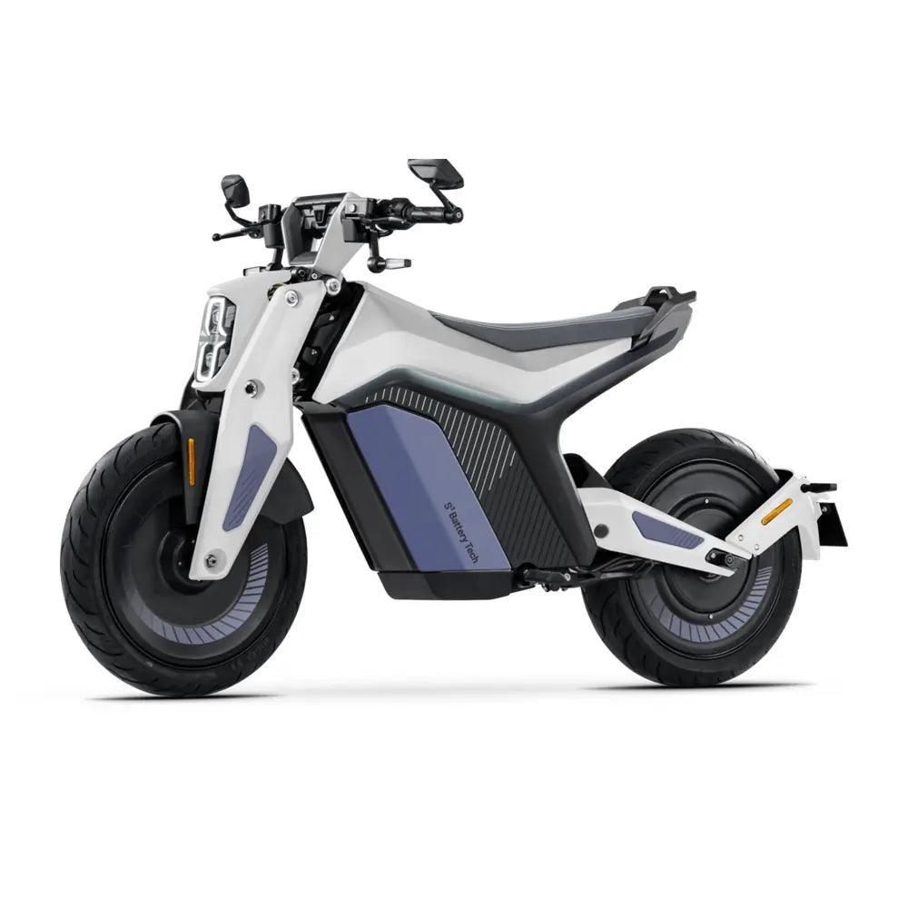 Naxeon I AM – Next-Gen Electric Performance: Speed & Endurance (115 km/h Speed | 180 km Range)