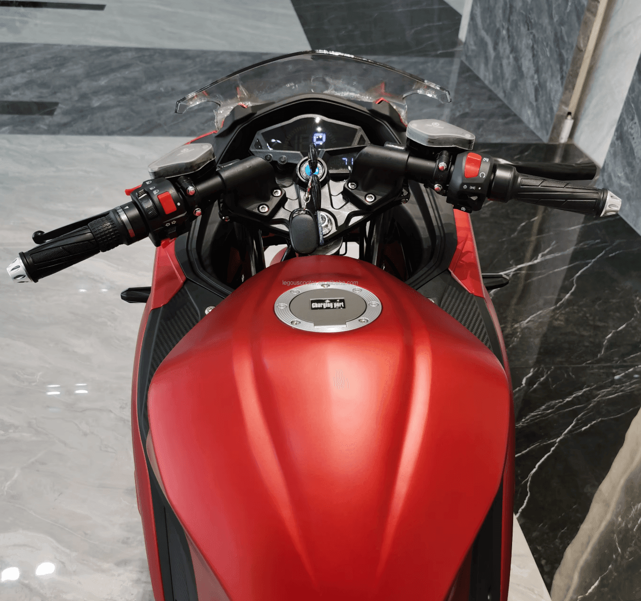 Powerful Fast charging type 2 (Speed 140 km/h)(250km range) Electric motorcycle racing sports road superbikes 20000w 72v 120Ah Ducati